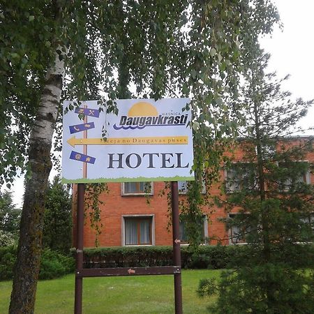 Daugavkrasti Hotel Jēkabpils エクステリア 写真